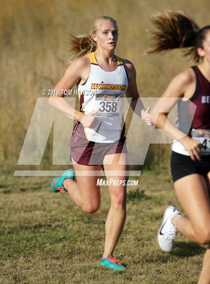 Thumbnail 1 in Tri-Valley League Meet photogallery.