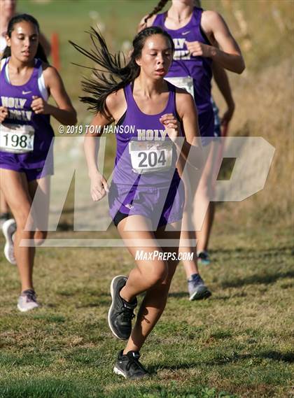 Thumbnail 2 in Tri-Valley League Meet photogallery.
