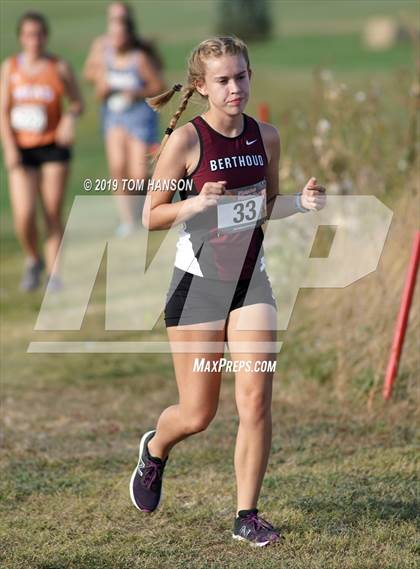 Thumbnail 3 in Tri-Valley League Meet photogallery.