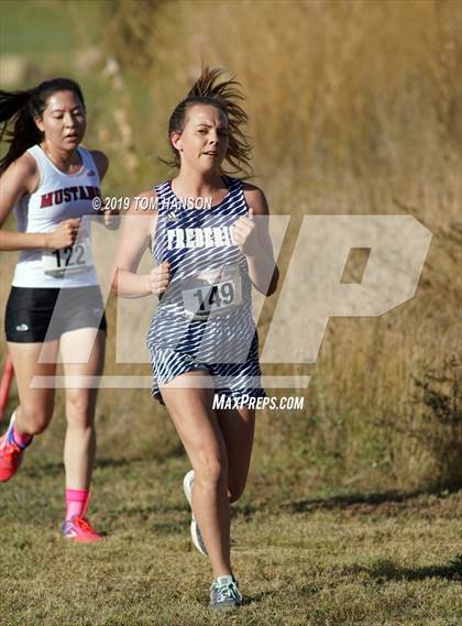 Thumbnail 3 in Tri-Valley League Meet photogallery.