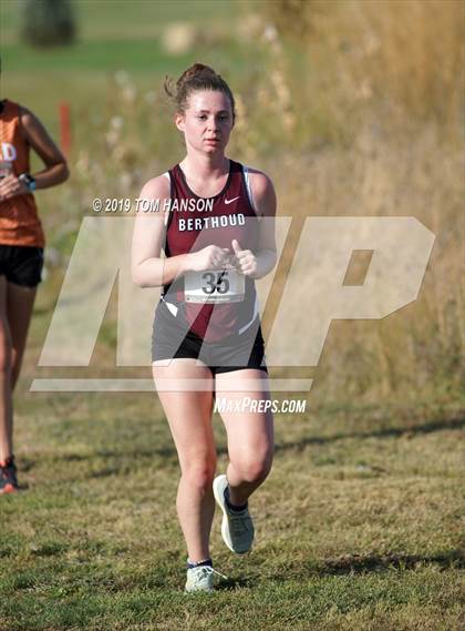 Thumbnail 3 in Tri-Valley League Meet photogallery.