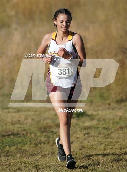 Thumbnail 1 in Tri-Valley League Meet photogallery.