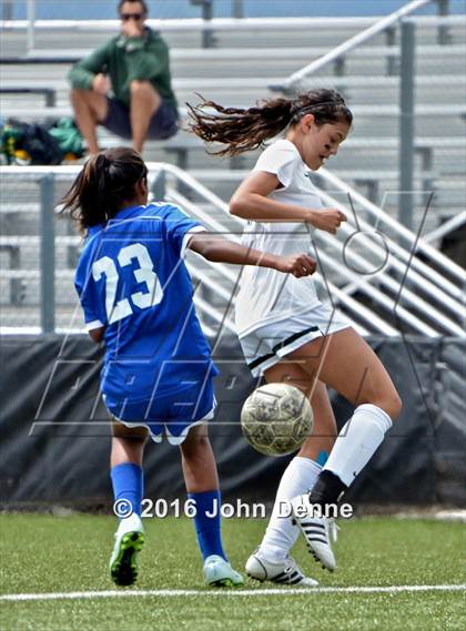 Thumbnail 1 in Bosque vs. Farmington photogallery.