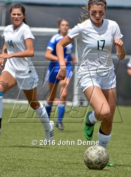Thumbnail 1 in Bosque vs. Farmington photogallery.