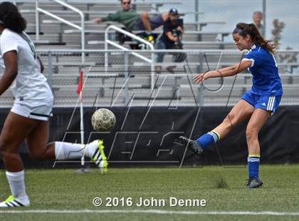 Thumbnail 1 in Bosque vs. Farmington photogallery.
