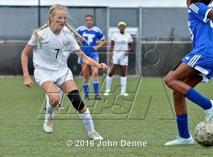 Thumbnail 3 in Bosque vs. Farmington photogallery.