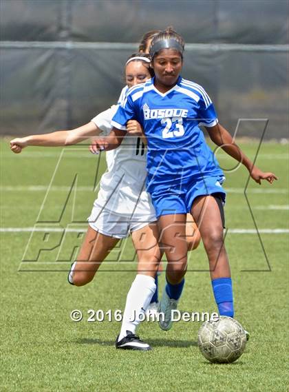 Thumbnail 3 in Bosque vs. Farmington photogallery.