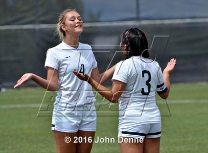 Thumbnail 3 in Bosque vs. Farmington photogallery.
