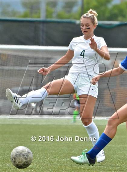 Thumbnail 2 in Bosque vs. Farmington photogallery.