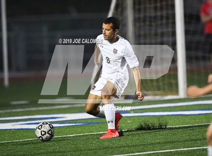 Thumbnail 3 in Lee [Robert E.] vs Lake Travis (UIL 6A Regional Quarterfinals) photogallery.