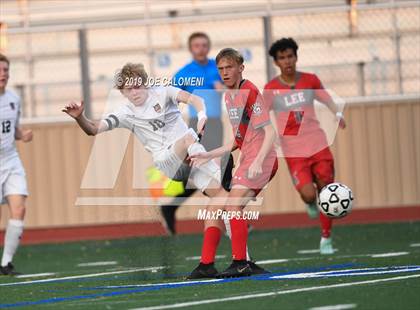 Thumbnail 2 in Lee [Robert E.] vs Lake Travis (UIL 6A Regional Quarterfinals) photogallery.