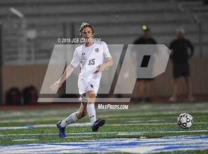 Thumbnail 1 in Lee [Robert E.] vs Lake Travis (UIL 6A Regional Quarterfinals) photogallery.