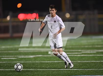 Thumbnail 2 in Lee [Robert E.] vs Lake Travis (UIL 6A Regional Quarterfinals) photogallery.