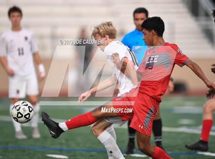 Thumbnail 2 in Lee [Robert E.] vs Lake Travis (UIL 6A Regional Quarterfinals) photogallery.