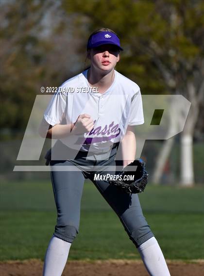Thumbnail 2 in Red Bluff vs. Shasta (Pleasant Valley Tournament) photogallery.