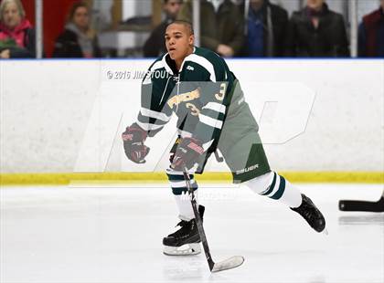Thumbnail 2 in Notre Dame-Fairfield vs. Hamden (Carrano Cup Consolation) photogallery.