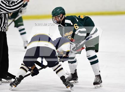 Thumbnail 2 in Notre Dame-Fairfield vs. Hamden (Carrano Cup Consolation) photogallery.
