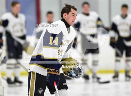 Thumbnail 3 in Notre Dame-Fairfield vs. Hamden (Carrano Cup Consolation) photogallery.