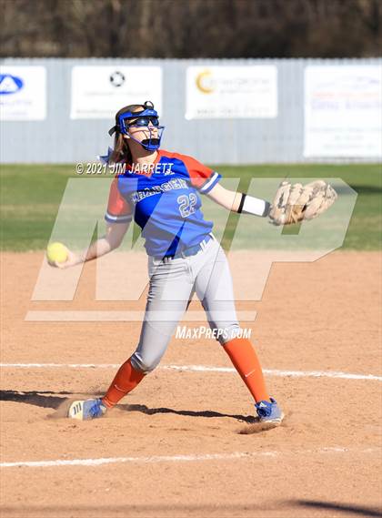 Thumbnail 1 in Trumann vs Southaven (Truman Round Robin Tournament) photogallery.