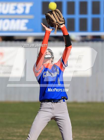 Thumbnail 2 in Trumann vs Southaven (Truman Round Robin Tournament) photogallery.
