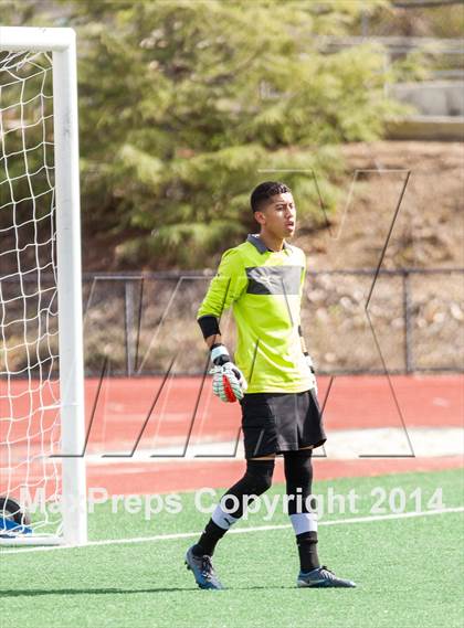 Thumbnail 3 in Serra vs. Gilroy (CIF CCS D2 Final) photogallery.