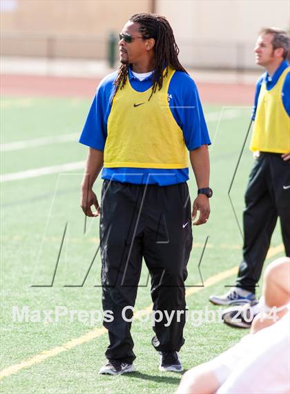 Thumbnail 3 in Serra vs. Gilroy (CIF CCS D2 Final) photogallery.