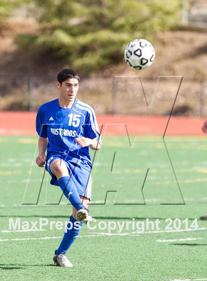 Thumbnail 3 in Serra vs. Gilroy (CIF CCS D2 Final) photogallery.