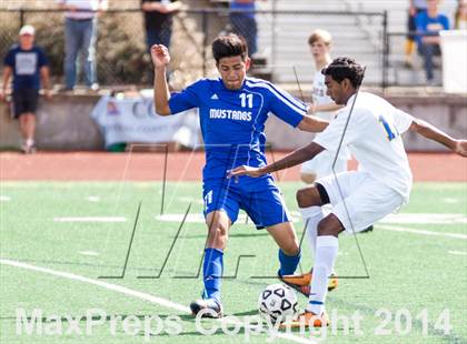 Thumbnail 2 in Serra vs. Gilroy (CIF CCS D2 Final) photogallery.