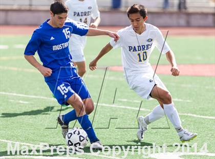 Thumbnail 2 in Serra vs. Gilroy (CIF CCS D2 Final) photogallery.