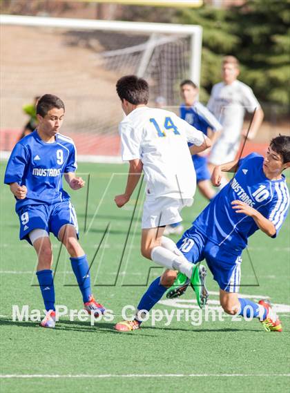 Thumbnail 2 in Serra vs. Gilroy (CIF CCS D2 Final) photogallery.