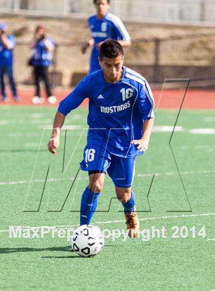 Thumbnail 1 in Serra vs. Gilroy (CIF CCS D2 Final) photogallery.