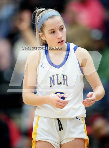 Thumbnail 2 in Cedar Hill vs North Little Rock photogallery.