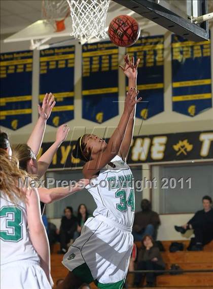 Thumbnail 1 in Bella Vista vs. El Camino (Trojan Toss-Up) photogallery.
