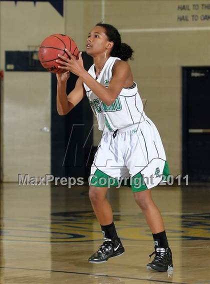 Thumbnail 2 in Bella Vista vs. El Camino (Trojan Toss-Up) photogallery.