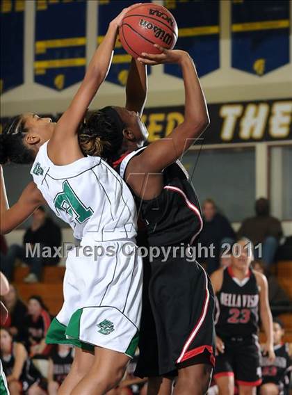 Thumbnail 2 in Bella Vista vs. El Camino (Trojan Toss-Up) photogallery.