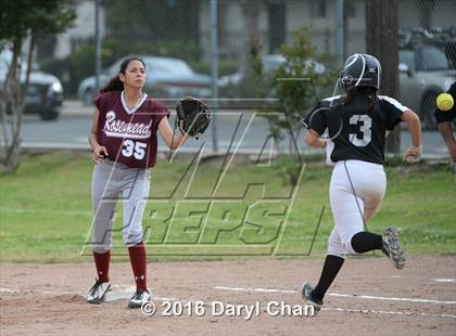 Thumbnail 2 in Arroyo @ Rosemead photogallery.