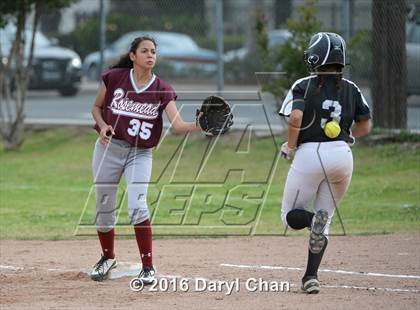 Thumbnail 3 in Arroyo @ Rosemead photogallery.
