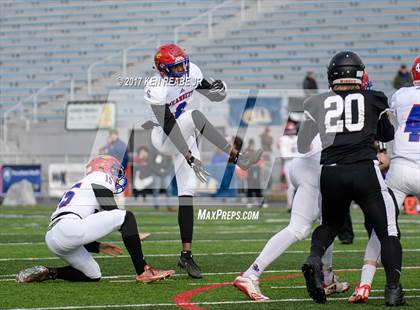 Thumbnail 2 in Jeannette vs. Homer-Center (PIAA Class A Final) photogallery.