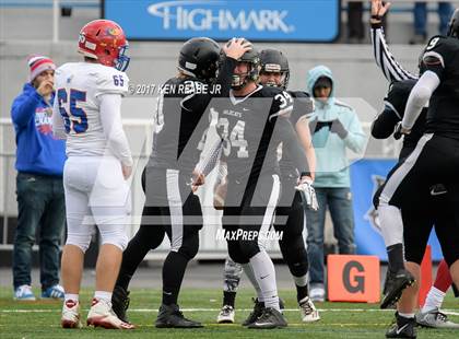 Thumbnail 3 in Jeannette vs. Homer-Center (PIAA Class A Final) photogallery.