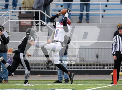 Thumbnail 3 in Jeannette vs. Homer-Center (PIAA Class A Final) photogallery.