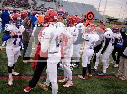 Thumbnail 3 in Jeannette vs. Homer-Center (PIAA Class A Final) photogallery.