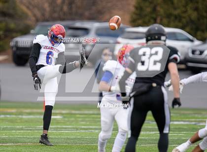 Thumbnail 3 in Jeannette vs. Homer-Center (PIAA Class A Final) photogallery.