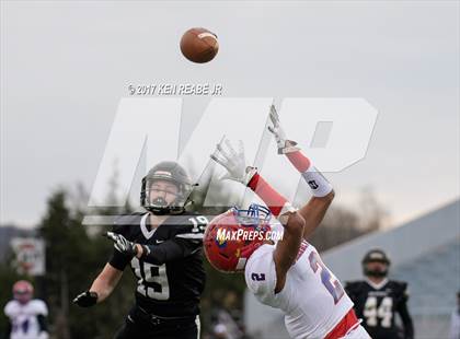 Thumbnail 3 in Jeannette vs. Homer-Center (PIAA Class A Final) photogallery.