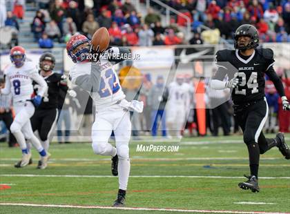 Thumbnail 2 in Jeannette vs. Homer-Center (PIAA Class A Final) photogallery.