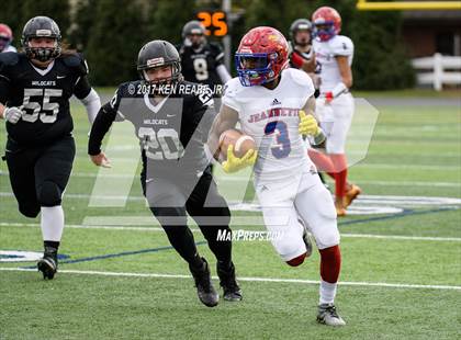 Thumbnail 3 in Jeannette vs. Homer-Center (PIAA Class A Final) photogallery.