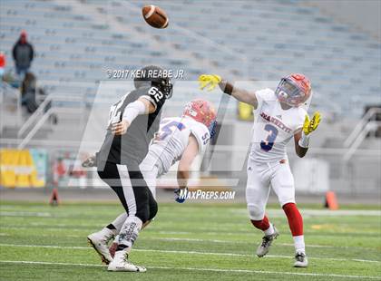 Thumbnail 3 in Jeannette vs. Homer-Center (PIAA Class A Final) photogallery.