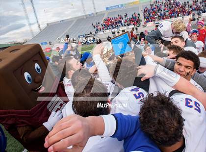 Thumbnail 1 in Jeannette vs. Homer-Center (PIAA Class A Final) photogallery.