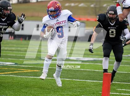 Thumbnail 2 in Jeannette vs. Homer-Center (PIAA Class A Final) photogallery.