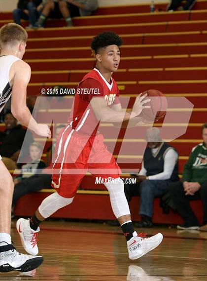 Thumbnail 2 in Cathedral Catholic vs. Staint Francis (Fr. Barry Christmas Classic) photogallery.