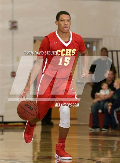 Thumbnail 2 in Cathedral Catholic vs. Staint Francis (Fr. Barry Christmas Classic) photogallery.